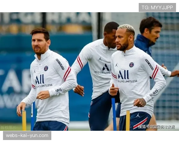 官方确认：布雷斯特前锋穆涅因膝伤赛季报销